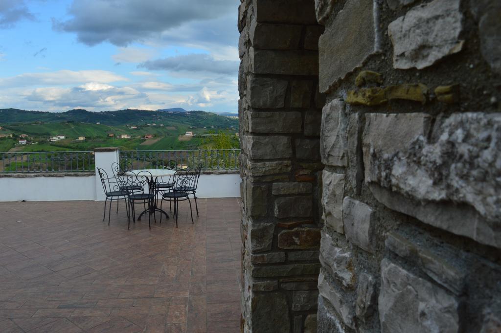 Villa Tre Colli Agri B&B أريانو إربينو المظهر الخارجي الصورة