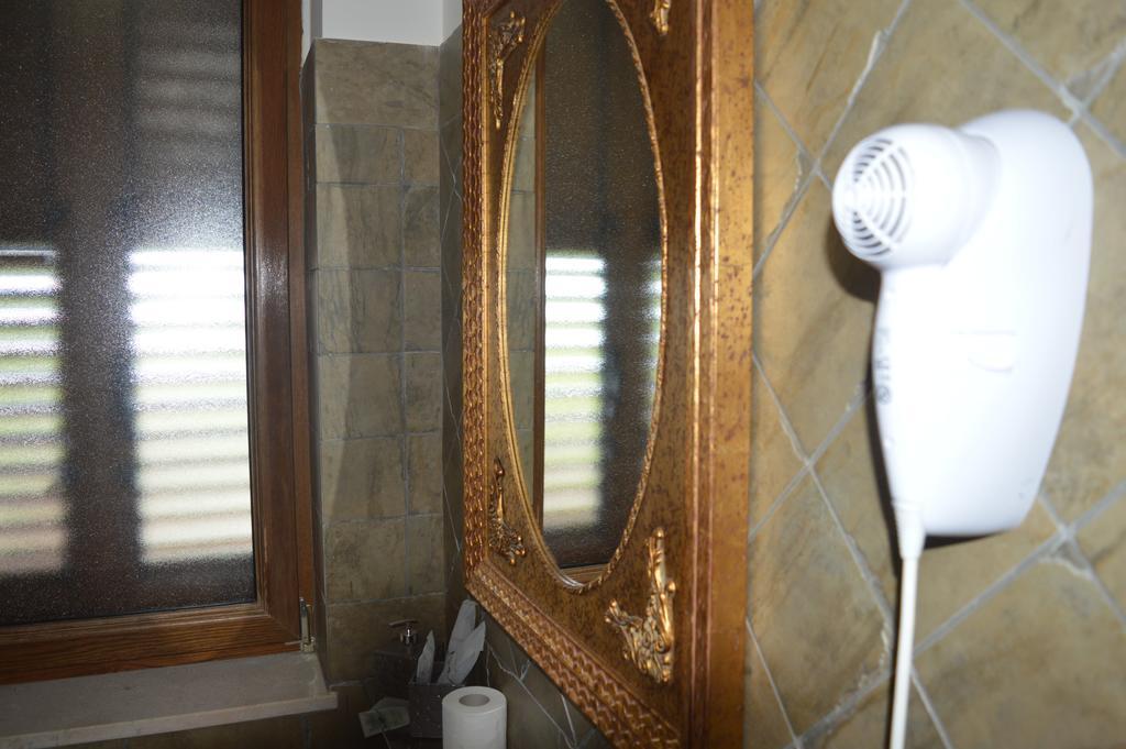 Villa Tre Colli Agri B&B أريانو إربينو المظهر الخارجي الصورة