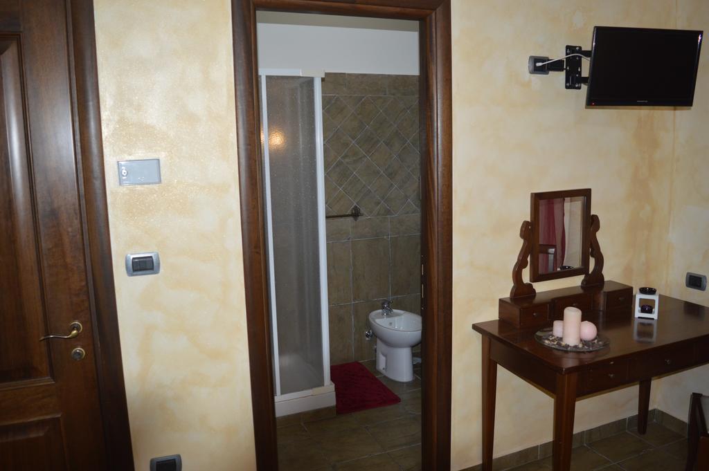 Villa Tre Colli Agri B&B أريانو إربينو المظهر الخارجي الصورة