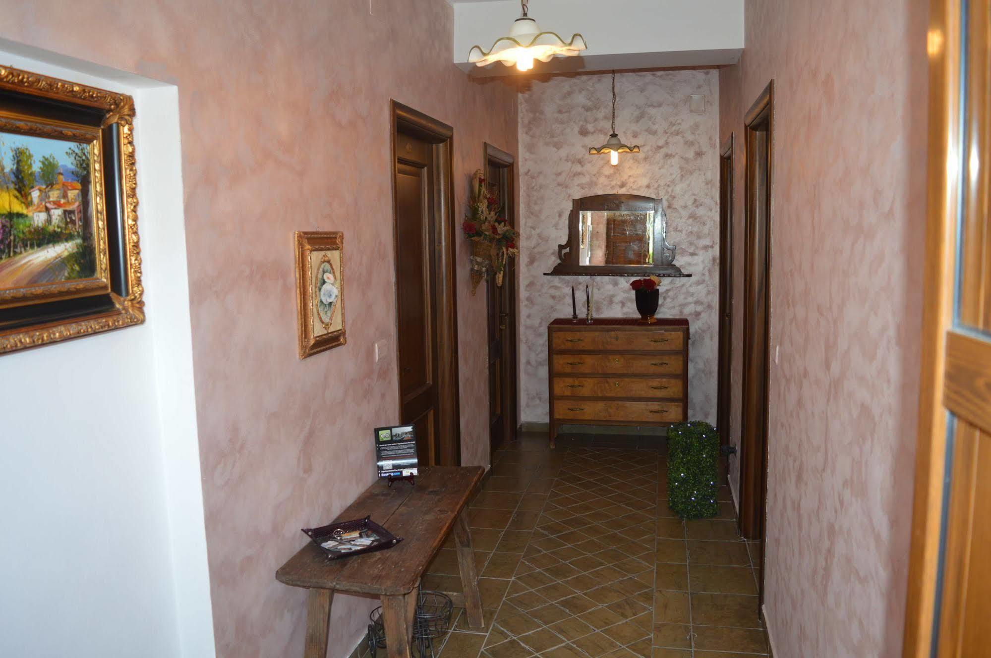 Villa Tre Colli Agri B&B أريانو إربينو المظهر الخارجي الصورة