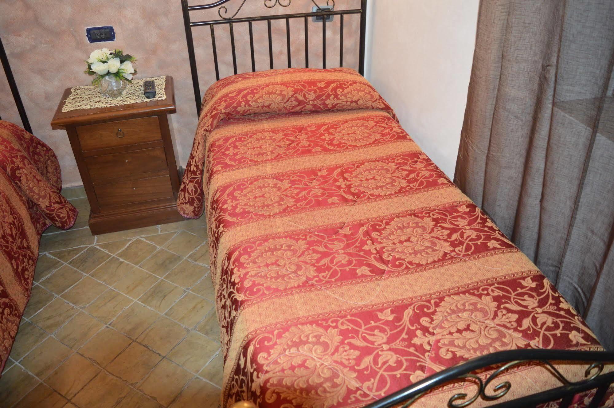 Villa Tre Colli Agri B&B أريانو إربينو المظهر الخارجي الصورة