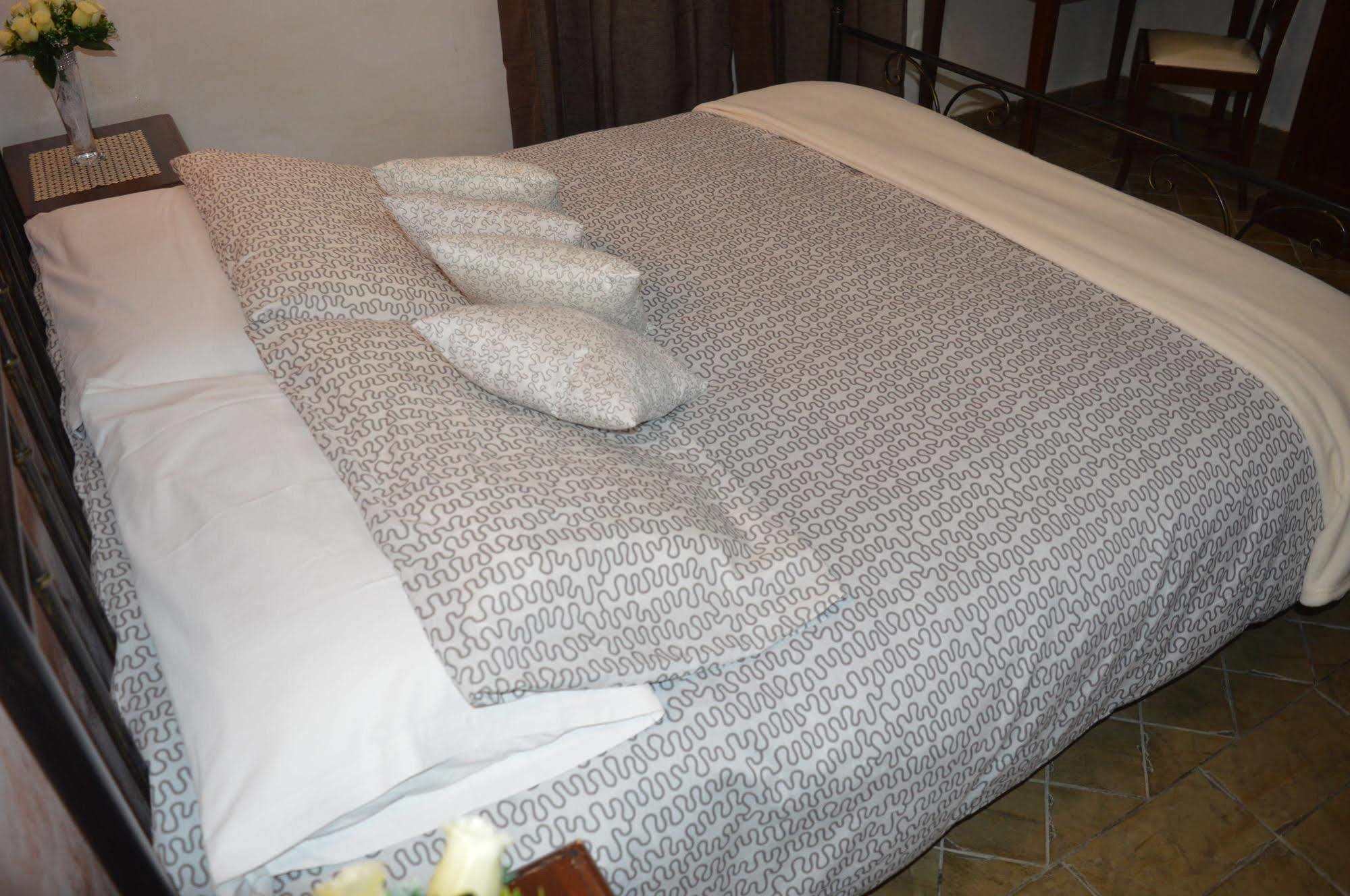 Villa Tre Colli Agri B&B أريانو إربينو المظهر الخارجي الصورة